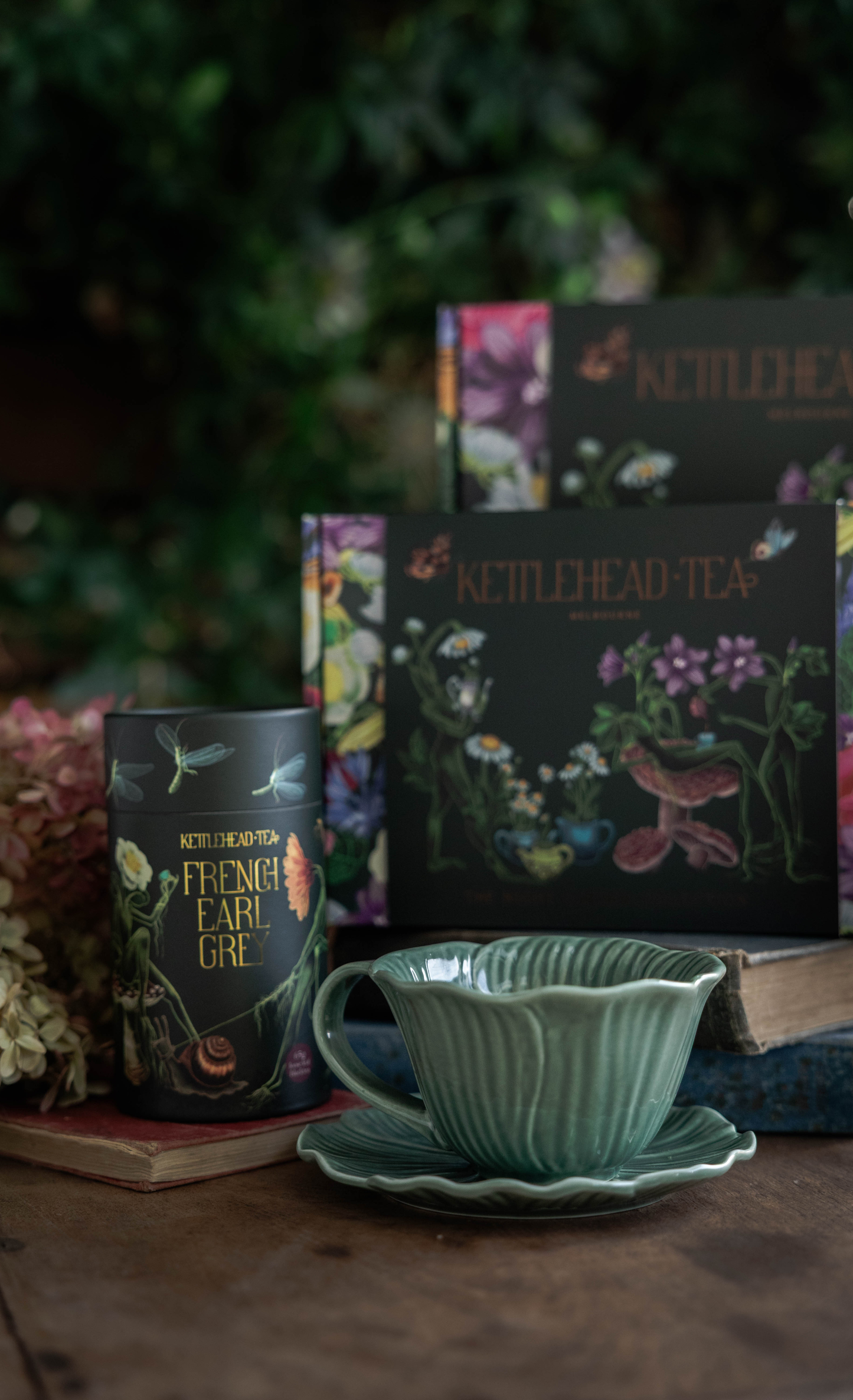 The Blooming Cup Gift Box